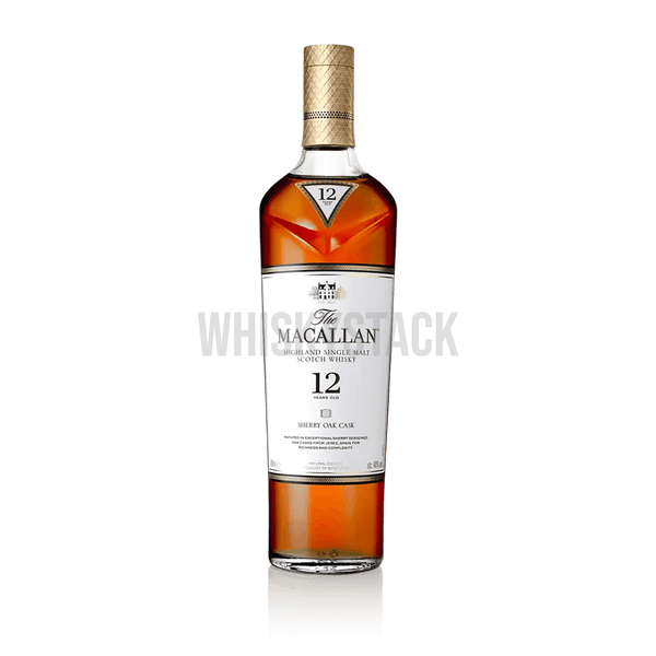 Macallan 12 Years Old Sherry Oak Whiskyflaske – Nærbillede af Macallan 12 Years Old Sherry Oak, der viser den elegante flaske og den rige ravfarve fra sherryfadslagringen.